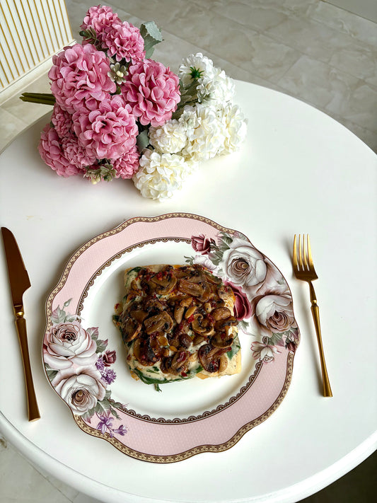 Creamy Spinach & Mushroom Open Sandwich